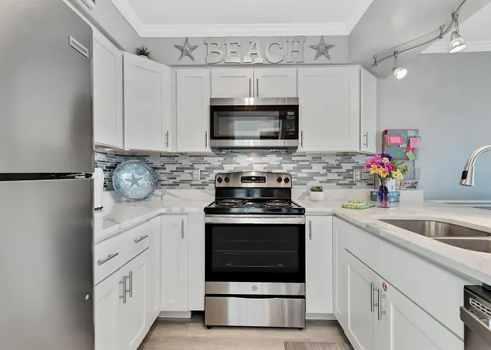 South Winds 2-updated Condo-beach Views-walk To Hangout-free Parking Gulf Shores