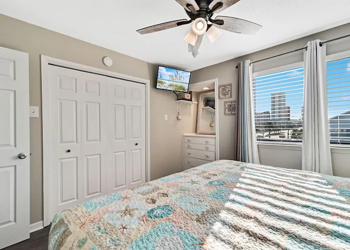 Apartment South Winds 2-updated Condo-beach Views-walk To Hangout-free Parking