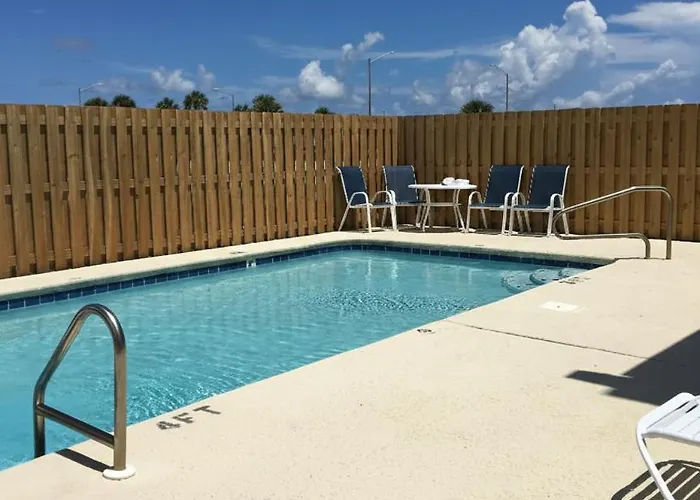 South Winds 2-updated Condo-beach Views-walk To Hangout-free Parking *