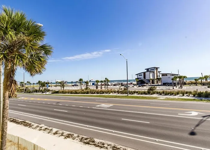South Winds 2-updated Condo-beach Views-walk To Hangout-free Parking Apartment Gulf Shores