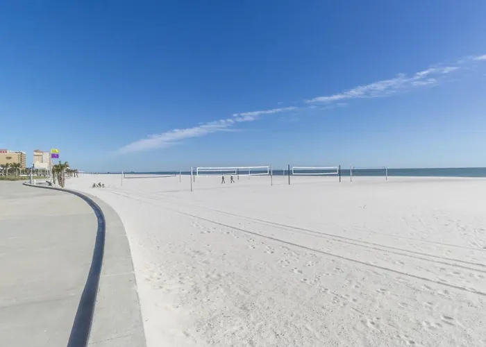 South Winds 2-updated Condo-beach Views-walk To Hangout-free Parking Apartment *